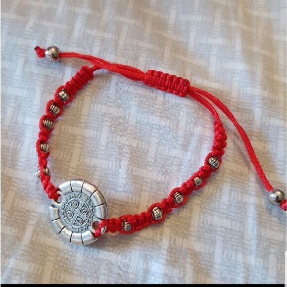 St. Benedict bracelet - Picture 2 of 3